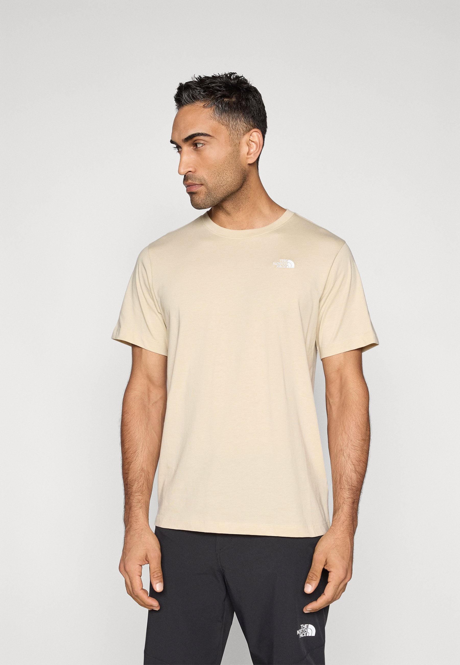T-shirt the north face simple