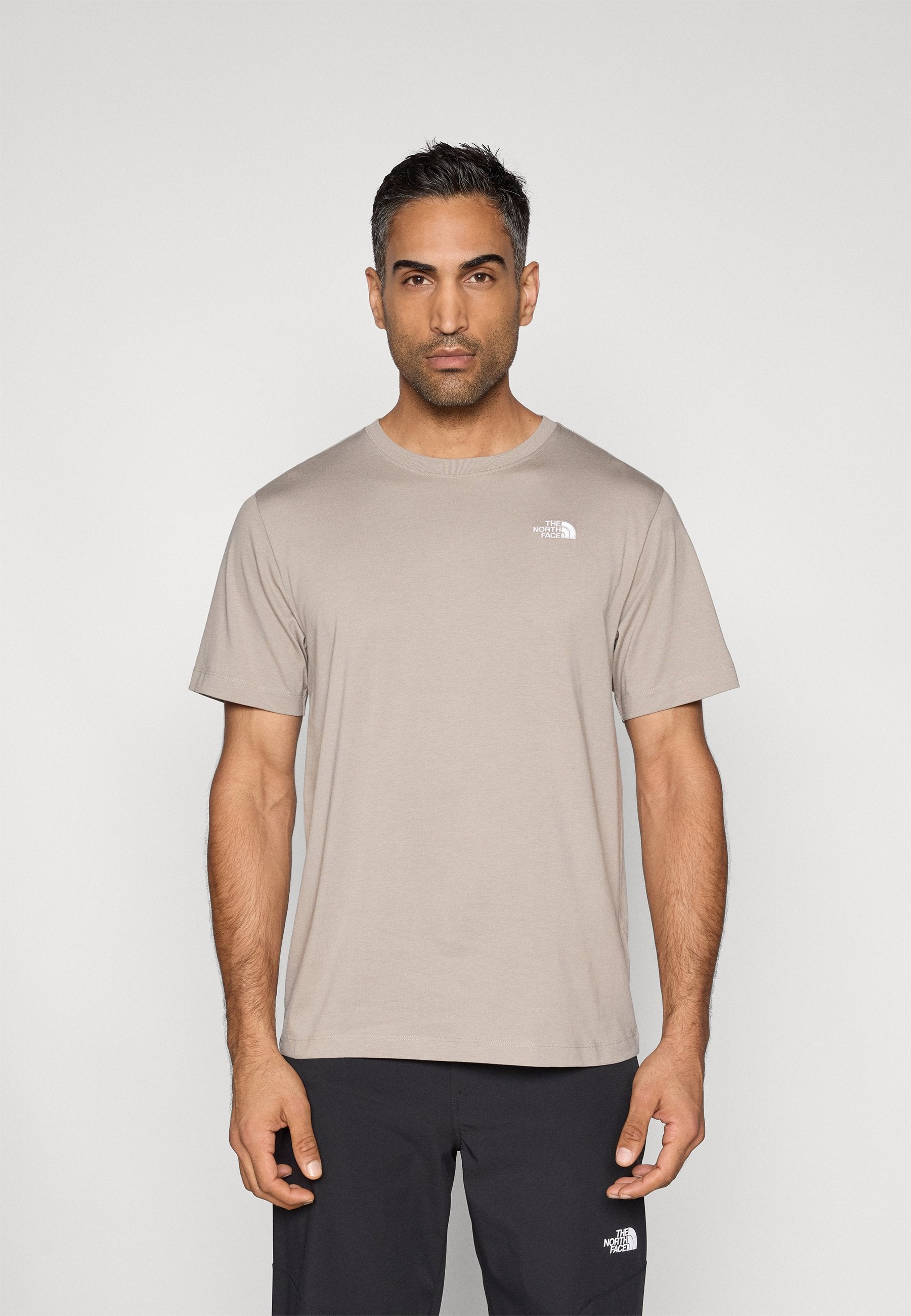 T-shirt the north face simple