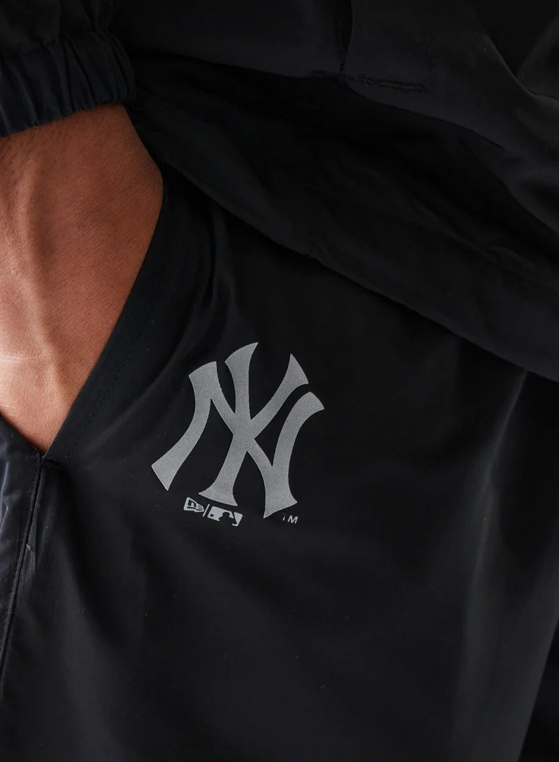 Completo New Era Woven